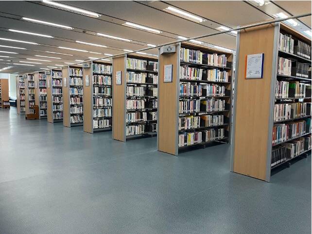 원각 도서관 (실내)